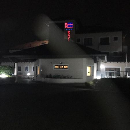 Elysium Hotel Raya Mediglia Kültér fotó