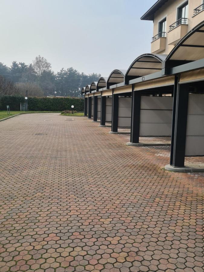 Elysium Hotel Raya Mediglia Kültér fotó