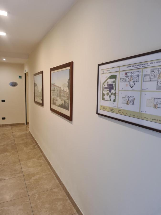 Elysium Hotel Raya Mediglia Kültér fotó
